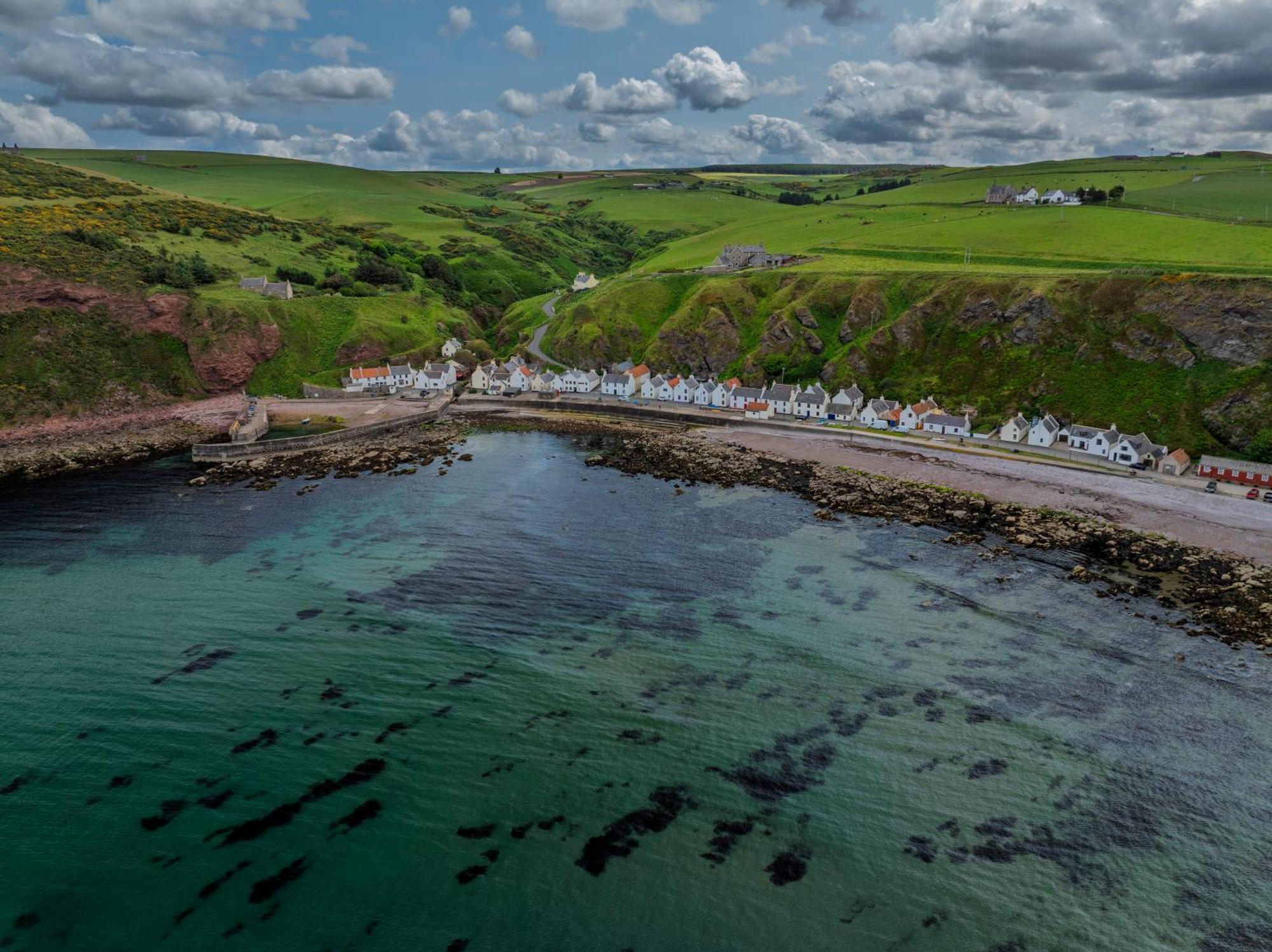 Fisherman'S Cottage In Pennan Exterior foto